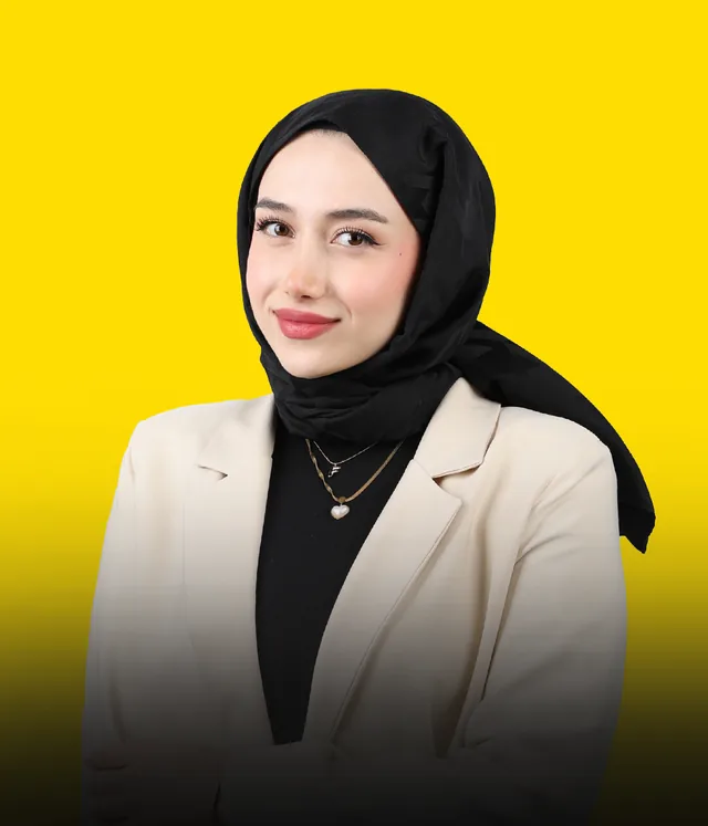 Feride İ. — Grafik Tasarımcı